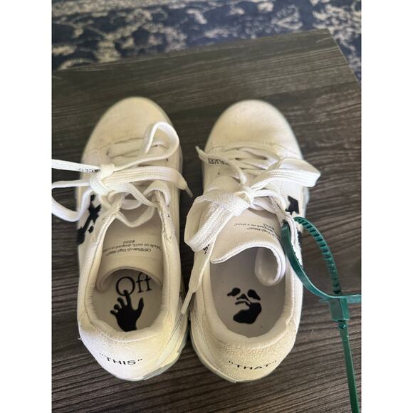 OFF-WHITE Vulcanized White & Gray Canvas Low Top Sneakers Sz. 37 - Picture 10 of 11